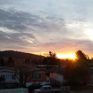 Meet your Posher, Sung